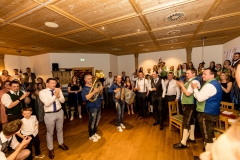 23_04_29_Hochzeit_Tina_Stefan_Feier_129