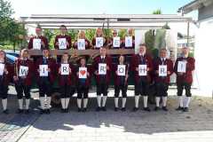 Sammeln für die neue Tracht